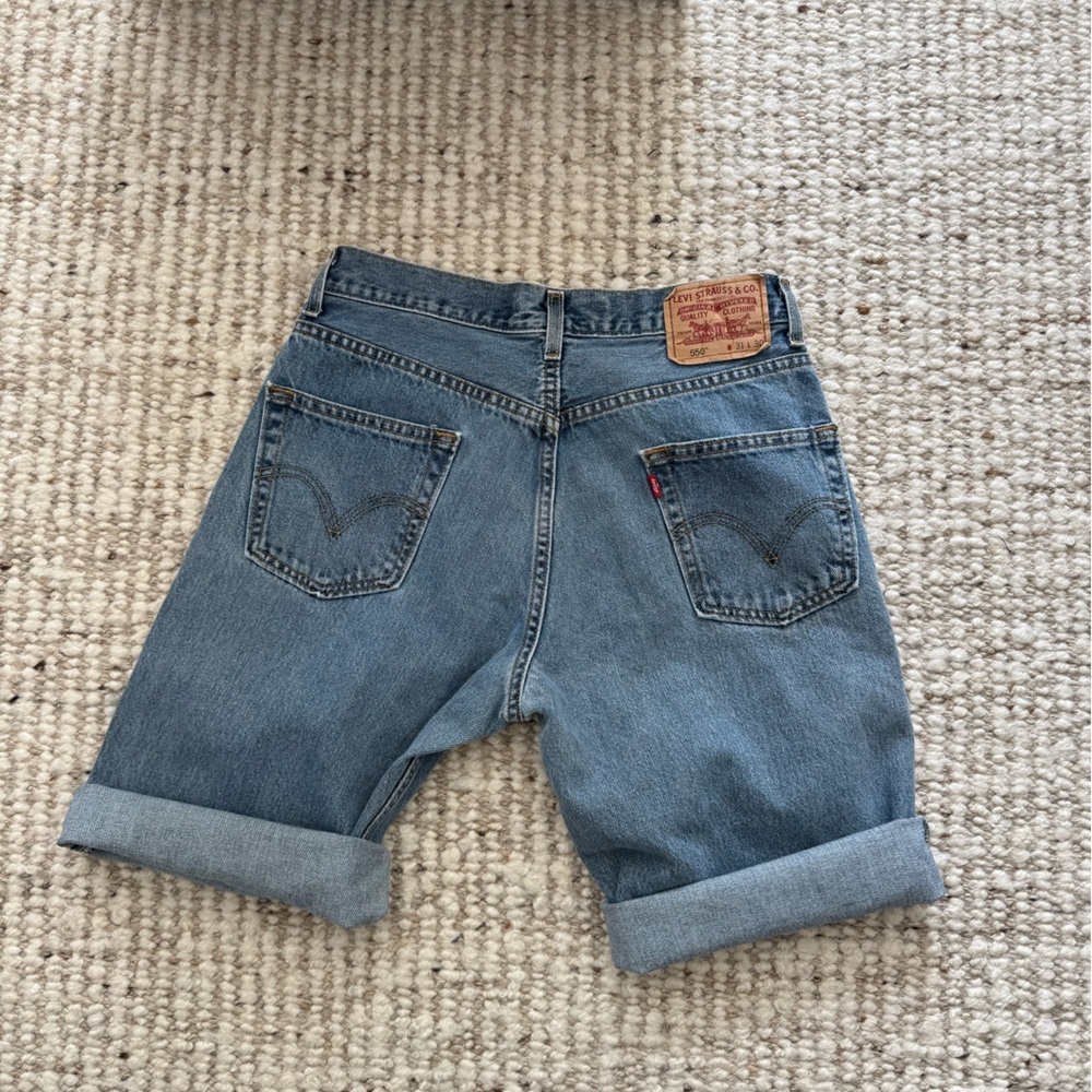 Vintage Levi Shorts - Picture 3 of 4